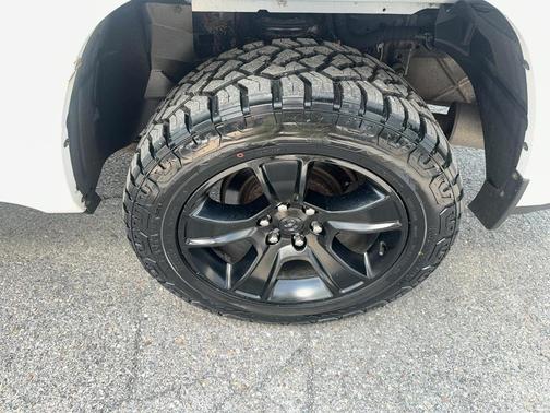 Bright White Clearcoat 2021 RAM 1500 Big Horn/Lone Star