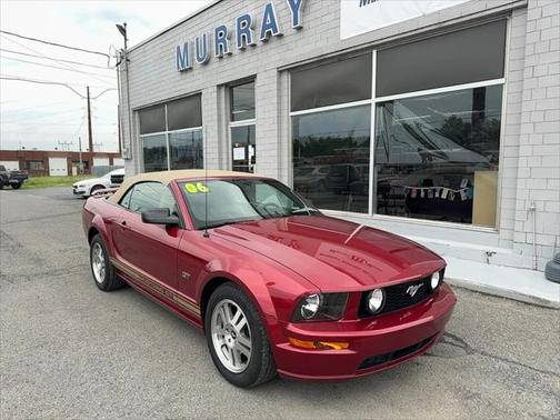 2006 Ford Mustang GT Premium