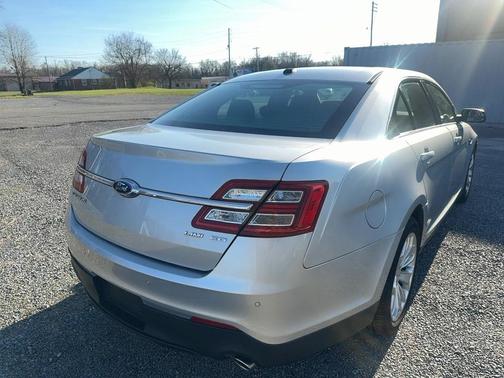 Ingot Silver 2016 Ford Taurus Limited
