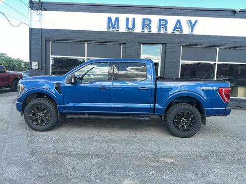 Blue 2022 Ford F-150 XLT