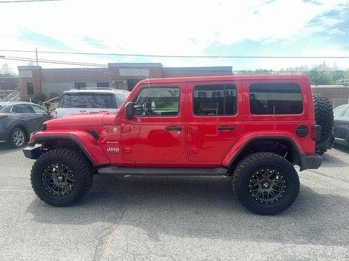Firecracker Red Clearcoat 2020 Jeep Wrangler Unlimited Sahara
