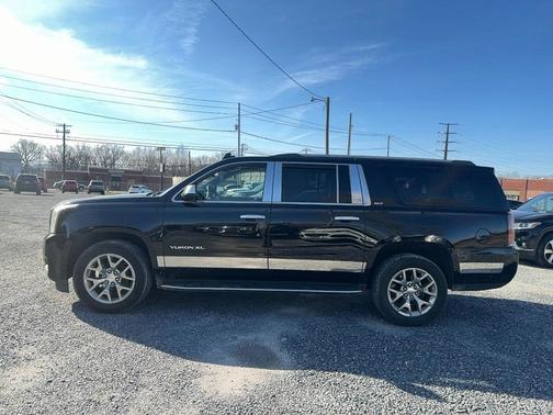2020 GMC Yukon XL SLT