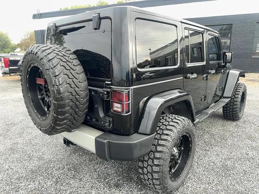 2012 Jeep Wrangler Unlimited Sahara