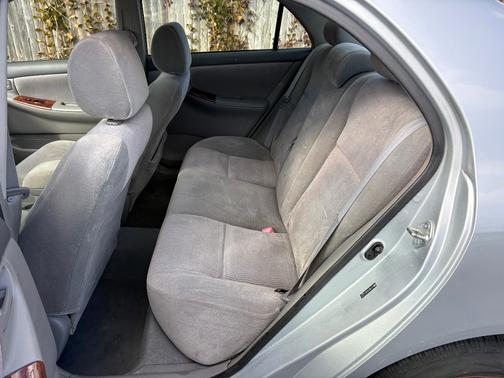 2006 Toyota Corolla LE