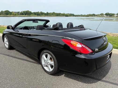 2006 Toyota Camry Solara SE V6