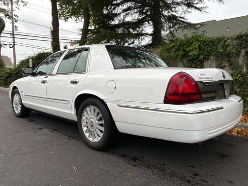 2010 Mercury Grand Marquis