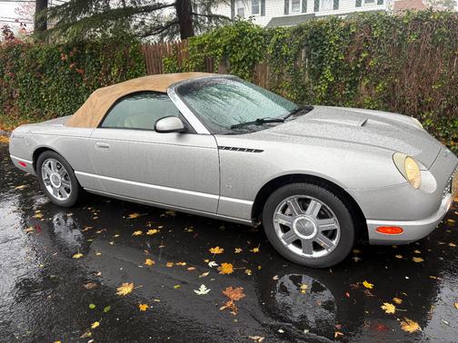 2004 Ford Thunderbird Premium