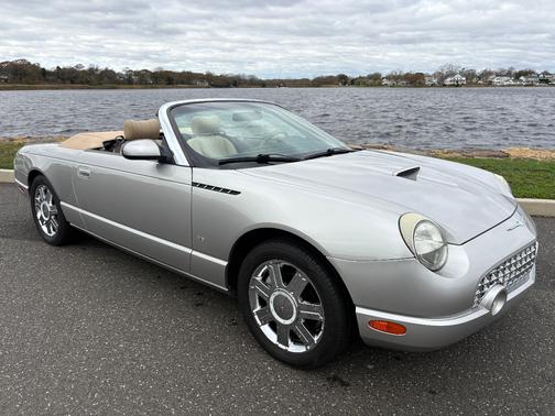 2004 Ford Thunderbird Premium
