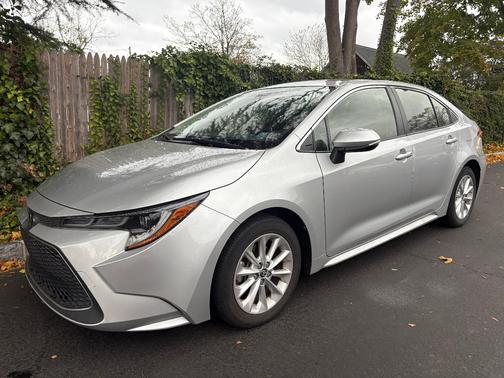 2020 Toyota Corolla XLE