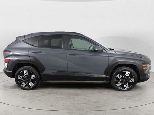 Gray Pearl 2025 Hyundai KONA SEL