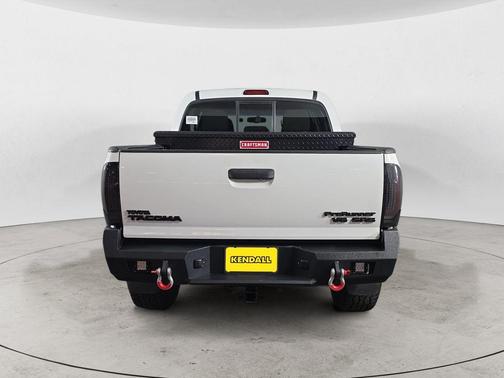 Super White 2013 Toyota Tacoma