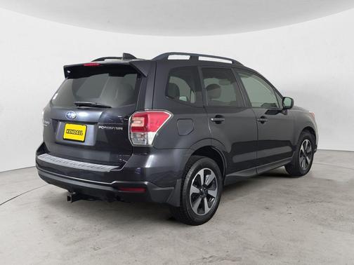 Dark Gray Metallic 2018 Subaru Forester 2.5i Premium