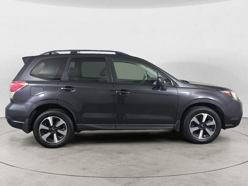 Dark Gray Metallic 2018 Subaru Forester 2.5i Premium