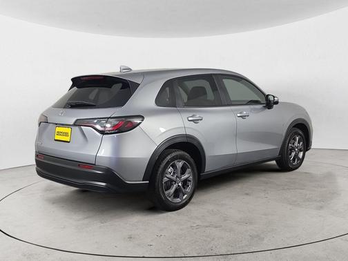 Solar Silver Metallic 2026 Honda HR-V LX