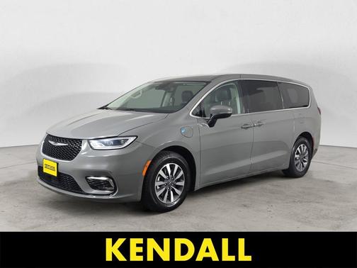 Gray Clearcoat 2023 Chrysler Pacifica Hybrid Touring L