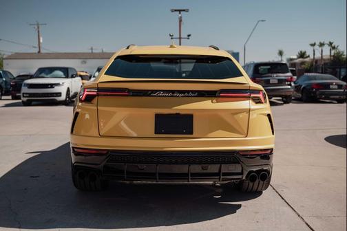 Giallo Inti Pearl 2021 Lamborghini Urus SPORT UTILITY 4D