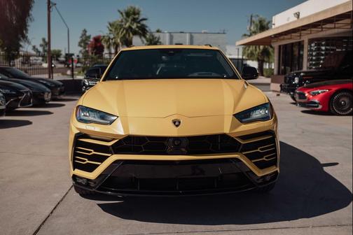 Giallo Inti Pearl 2021 Lamborghini Urus SPORT UTILITY 4D