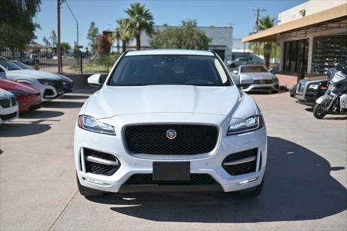 2018 Jaguar F-PACE 30t R-Sport