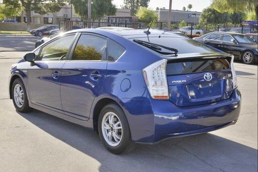 2010 Toyota Prius IV