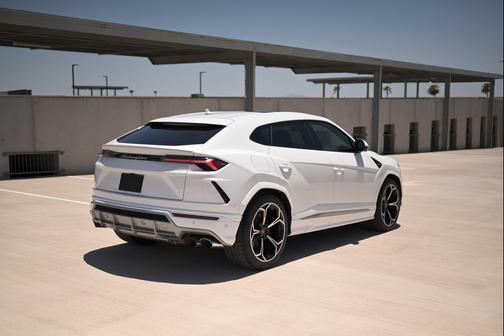 2019 Lamborghini Urus SPORT UTILITY 4D