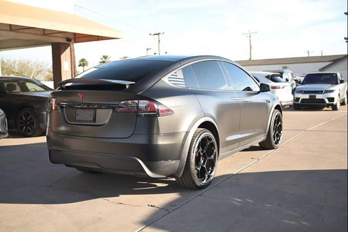 2022 Tesla Model X Dual Motor All-Wheel Drive