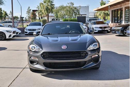 2017 FIAT 124 Spider Base