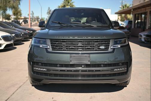 2023 Land Rover Range Rover P530 SE