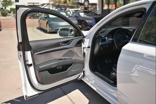 WHITE 2015 Audi S8 4.0T