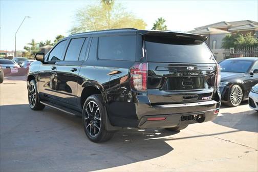 2023 Chevrolet Suburban RST