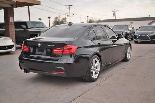 2013 BMW 328 4dr Sdn 328i RWD