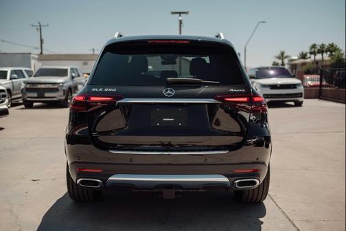BLACK 2026 Mercedes-Benz GLE 350 4MATIC