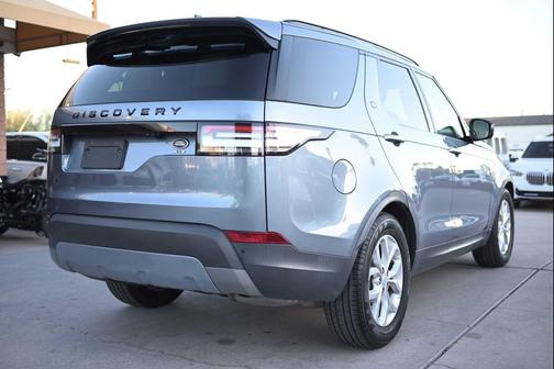 2018 Land Rover Discovery SE