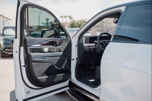 Vibrant White Tricoat 2026 Cadillac Escalade IQ Sport