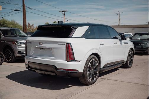 Vibrant White Tricoat 2026 Cadillac Escalade IQ Sport