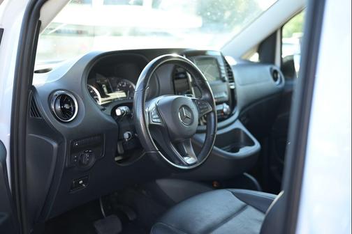 2023 Mercedes-Benz Metris Base