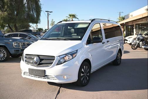 2023 Mercedes-Benz Metris Base