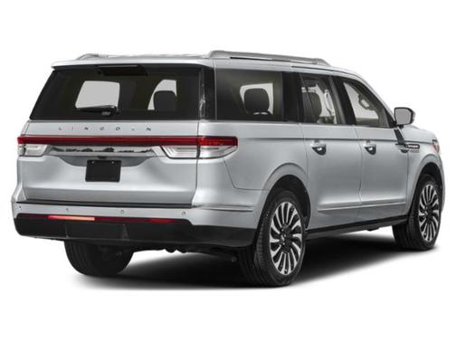 Silver Radiance Metallic Clearcoat 2023 Lincoln Navigator Black Label
