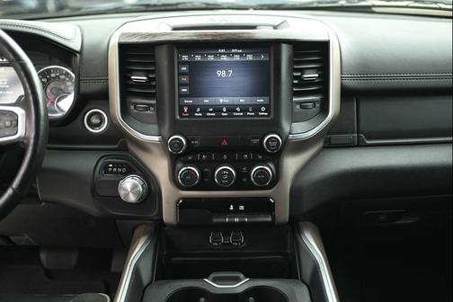 Patriot Blue Pearlcoat 2020 RAM 1500 Laramie