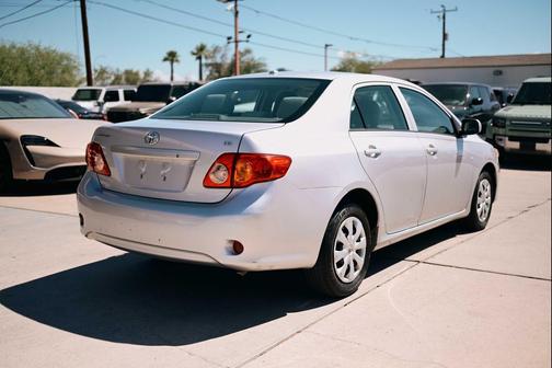 2010 Toyota Corolla LE