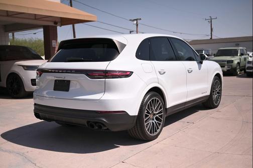 2021 Porsche Cayenne S