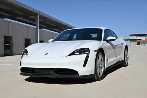 2022 Porsche Taycan SEDAN 4D