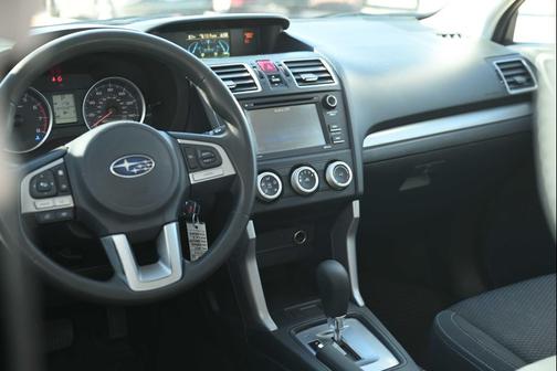 2017 Subaru Forester 2.5i