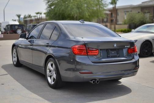 Photo 5 of 17 of 2013 BMW 328 i