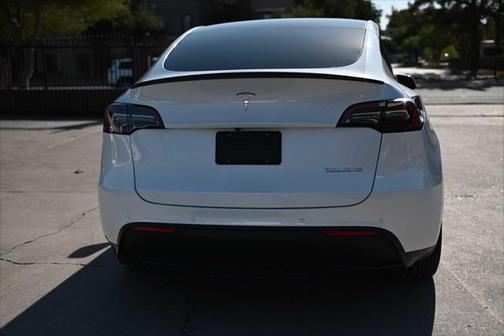 2022 Tesla Model Y Performance Dual Motor All-Wheel Drive