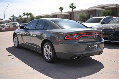 2017 Dodge Charger SE