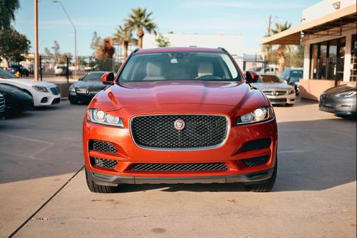 2018 Jaguar F-PACE 30t Premium