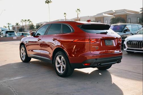 2018 Jaguar F-PACE 30t Premium