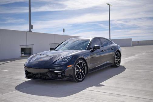 2023 Porsche Panamera Platinum Edition