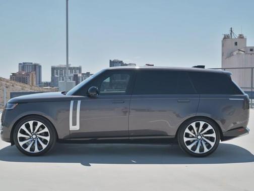 2023 Land Rover Range Rover Autobiography