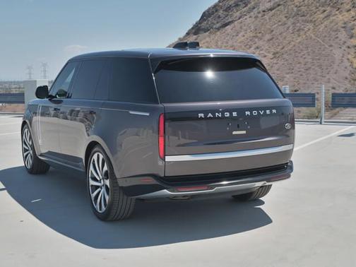 2023 Land Rover Range Rover Autobiography